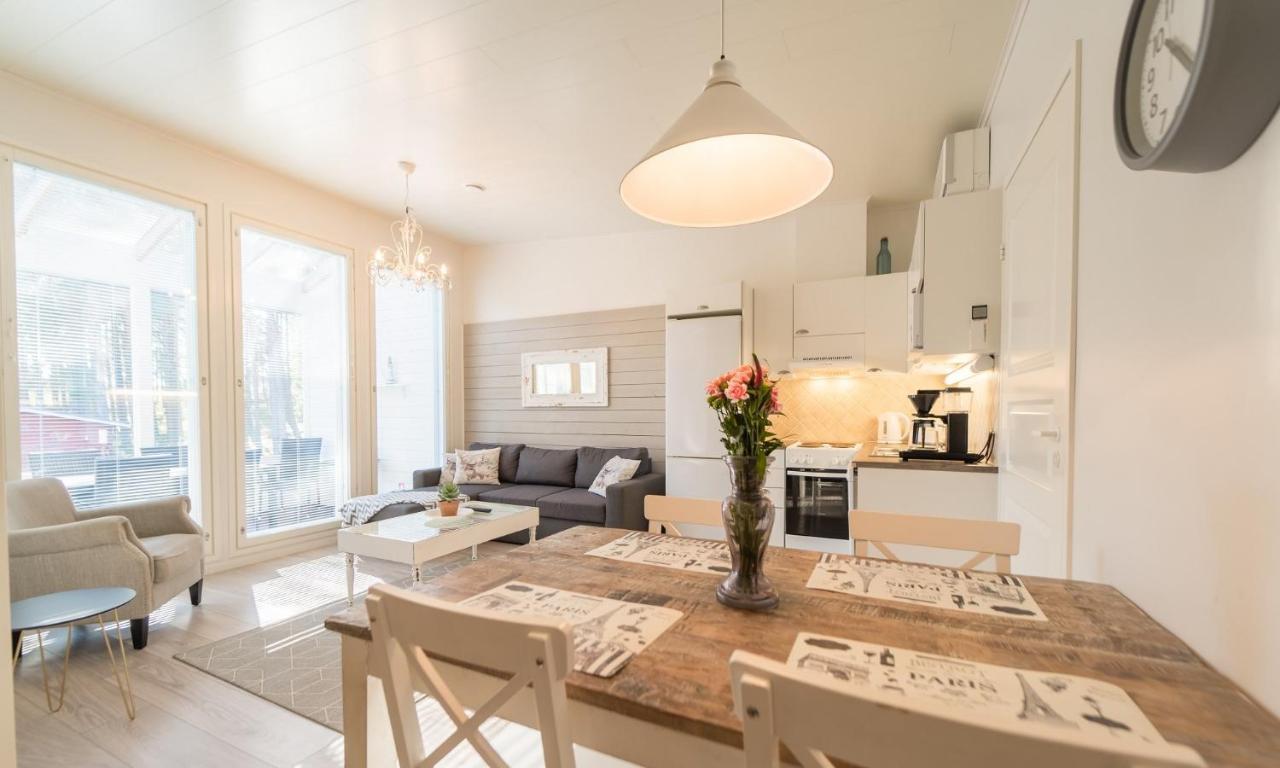 Jaekaelaetie Apartments By Hiekka Booking Калайоки Екстериор снимка