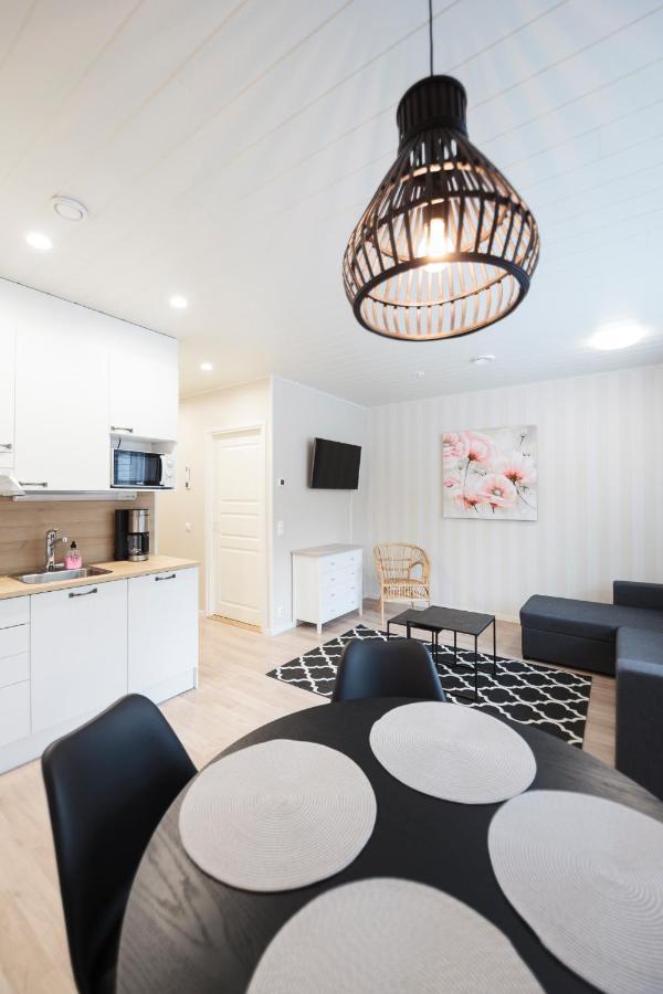 Jaekaelaetie Apartments By Hiekka Booking Калайоки Екстериор снимка