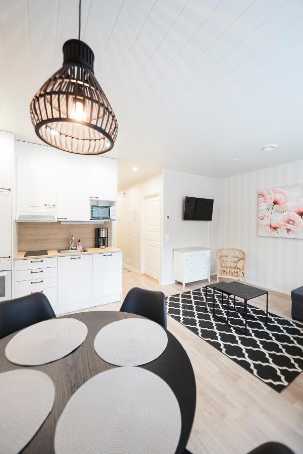 Jaekaelaetie Apartments By Hiekka Booking Калайоки Екстериор снимка